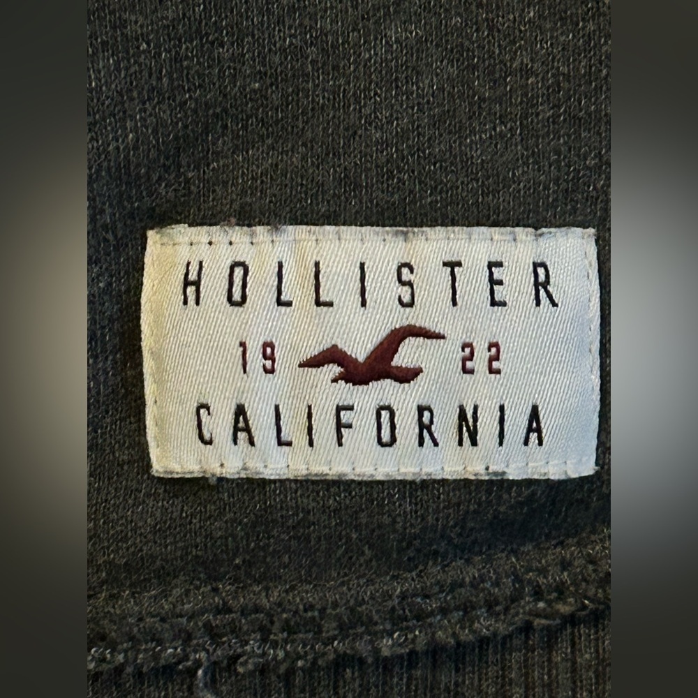 Hollister Pullover Hoodie Sweatshirt – Charcoal Gray – Size M - Picture 5 of 5